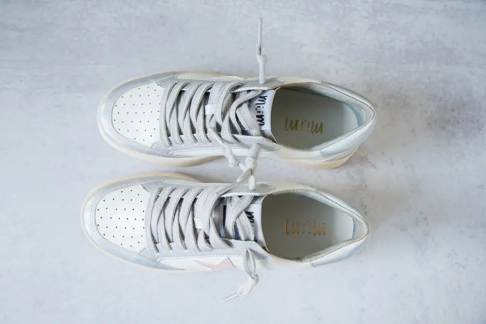 Juniper sneaker in silver