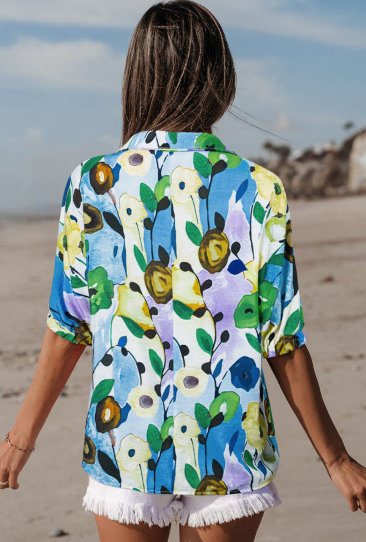 Floral V-neck collared blouse