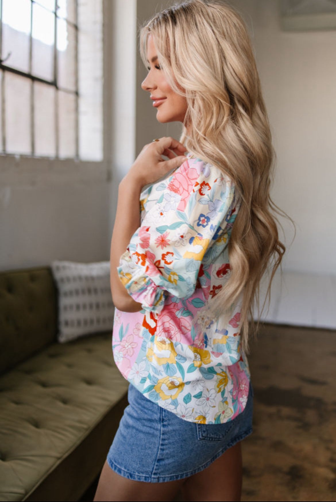 Flower print 1/2 puff sleeve blouse