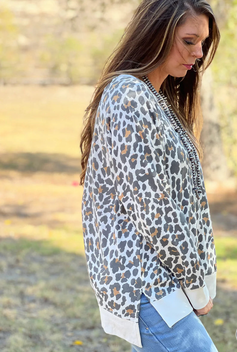 Leopard sweatshirt