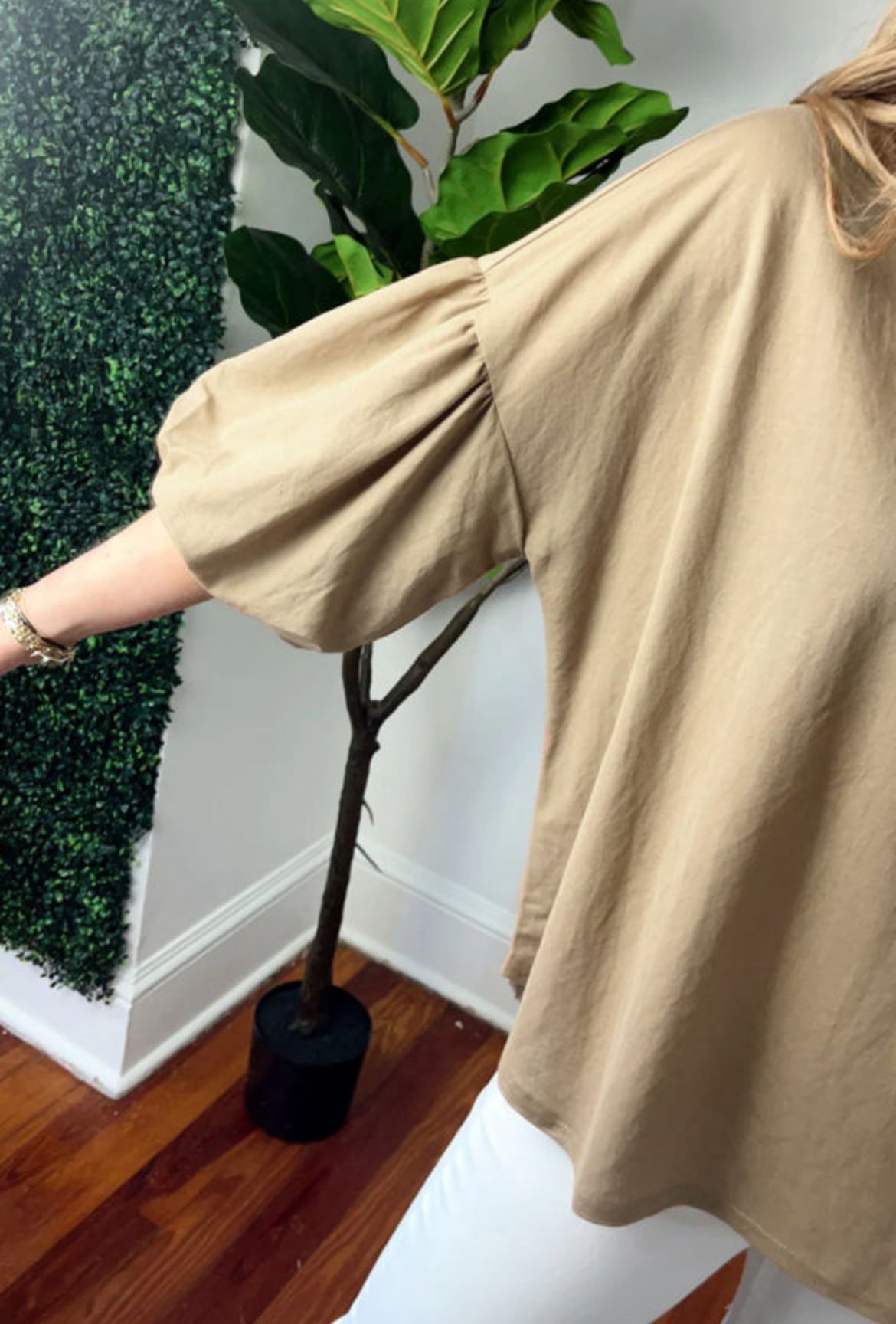 Beige puff sleeve top