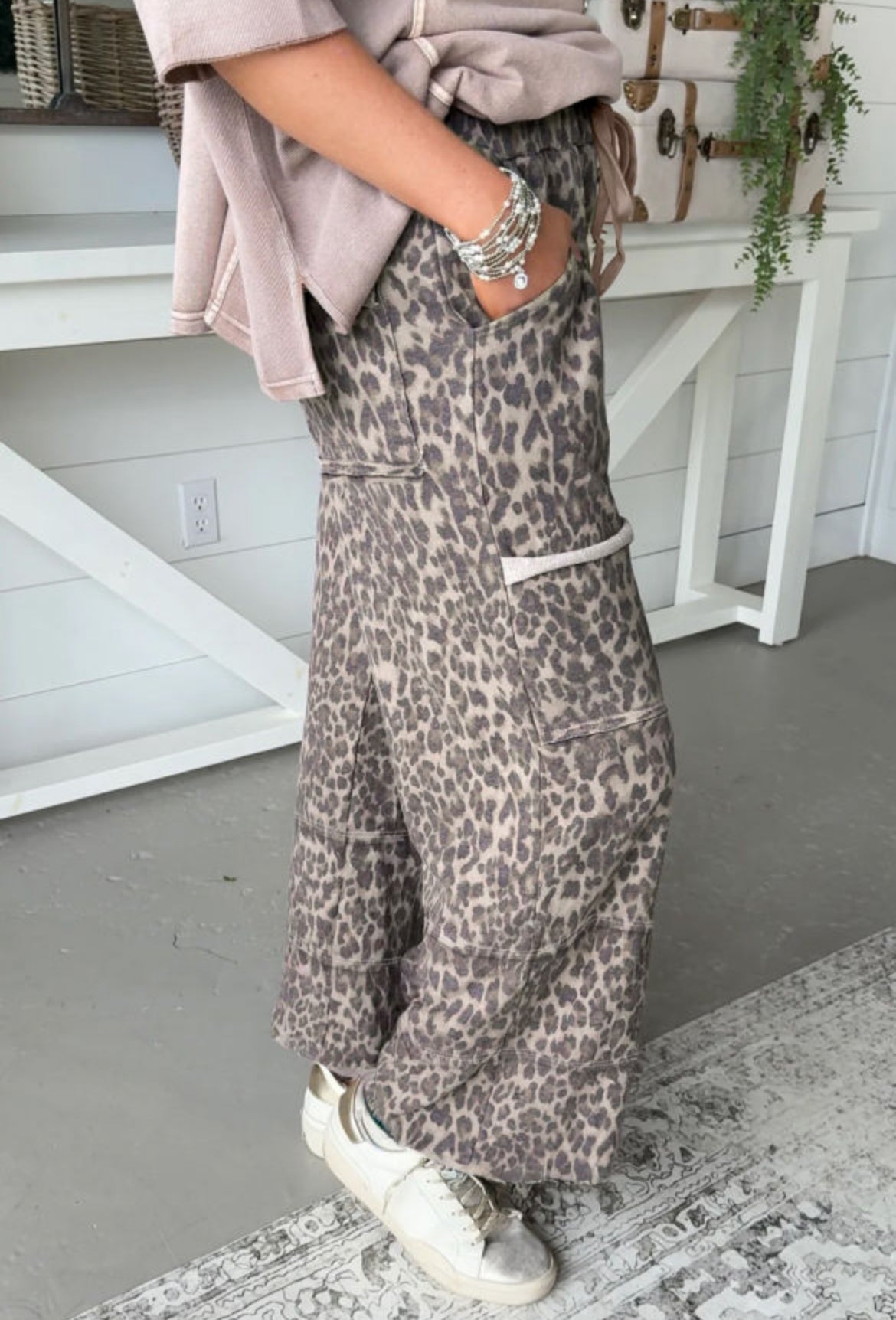 Leopard raw edge drawstring pants