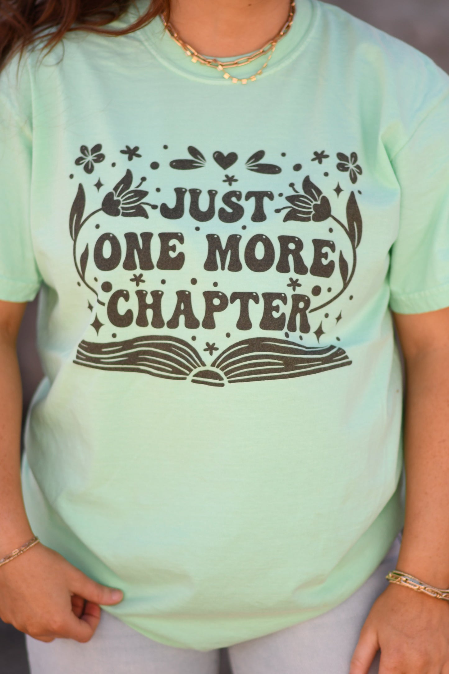 Just One More Chapter Book Tee